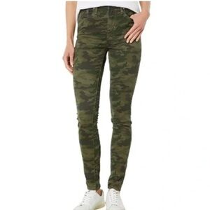 Levi's 721 High Rise Skinny Camouflage Jeans